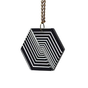 Collier en plexiglas hexagonal - Product Image 2
