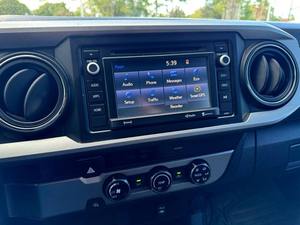 Usado cuidadosamente 2017 Toyota Tacoma SR5 Fresh Stock Dirección Hidráulica - Product Image 5