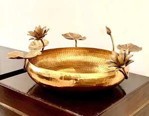 ชามเสิร์ฟโลหะสีทองพร้อมของตกแต่งบางชิ้นดีไซน์หรูหราเหมาะสำหรับให้เป็นของขวัญ - Product Image 6