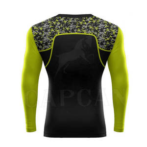 เสื้อแรชการ์ดคอกลมของผู้หญิงพร้อมแผ่นแปะตามสั่งและลายพิมพ์หลากสี - Product Image 2