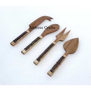 Ensemble de couteaux à fromage d'acacia biologiques durables avec manche en osier couverts en bois couteau en vrac fourchette épandeur ensemble de couverts outils à fromage - Product Image 2