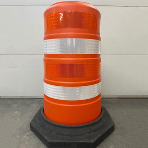 Fabricant de tambour de circulation réfléchissant en caoutchouc et en plastique Barrière de trafic de baril de construction de routes Tambour de circulation avec différentes couleurs - Product Image 1