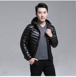 PASUXI vente en gros vestes d'hiver à capuche en coton noir en polyester avec logo personnalisé léger et chaud manteau pour hommes - Product Image 3