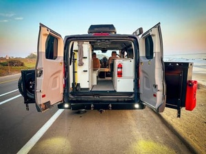 รถฟอร์ดทรานซิท 150 สปอร์ตโมบาย 4x4 ปี 2017 ได้รับการรับรองว่าสะอาด - Product Image 5