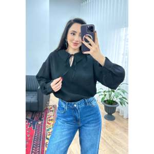 Blusa Elegante de Viscosa para Mujer, Cuello con Lazo, Color Negro, Corte Holgado para Oficina y Uso Diario - Product Image 1