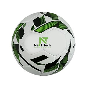 Tech Industries Ballon d'entraînement de football Matériau PU à des fins d'entraînement avec un design personnalisé et un logo personnalisé - Product Image 4