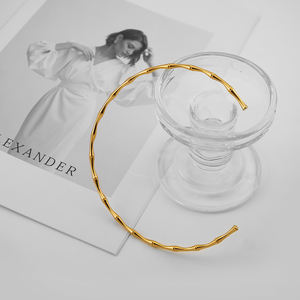 أحدث قلادة مفتوحة للنساء بتصميم الخيزران قابلة للتعديل مطلية بالذهب عيار 18 قيراط من الفولاذ المقاوم للصدأ بالجملة P243465 - Product Image 6