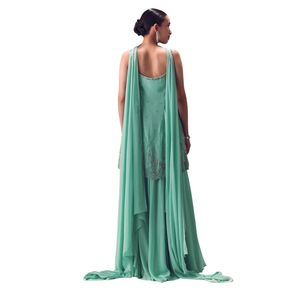 Mare verde Kurta Sharara Set con girocollo Dupatta vivace festa di nozze indossa abiti da donna di design etnico per le occasioni Festive - Product Image 4