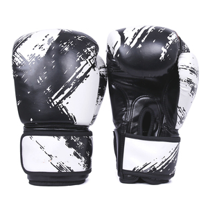 Gants d'entraînement au combat en cuir véritable avec design personnalisé, gants de boxe de fitness et de gymnastique de l'usine pakistanaise pour les arts martiaux - Product Image 1