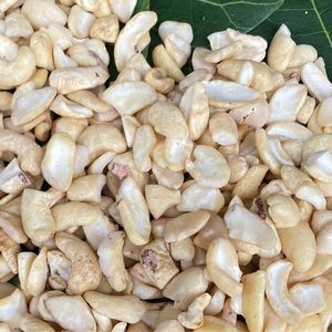 240เม็ดมะม่วงหิมพานต์จากเวียดนามกล่องดีบุกไม่รวมภาษี - Product Image 1