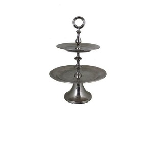 Nouveau style de support de gâteau de service galvanisé à deux niveaux rustique robuste et durable pour afficher les déserts et les stands de fête - Product Image 4