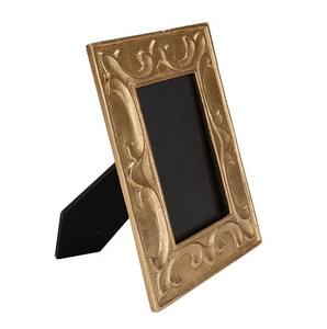 Marco de fotos de metal antiguo con cuerpo martillado y acabado en tono plateado adecuado para decoración de paredes de galerías o eventos - Product Image 4