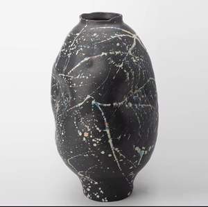 Design moderne, qualité assurée, vase porte-plante en métal de qualité supérieure fabriqué avec de la boue noire finie à vendre par les exportateurs - Product Image 1