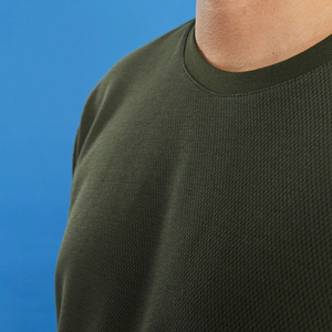 Sudadera de Manga Larga para Hombre, Invierno, Color Sólido, Secado Rápido, Transpirable, Cuello Redondo, con Logotipo Personalizado, Cómoda y Elegante - Product Image 3