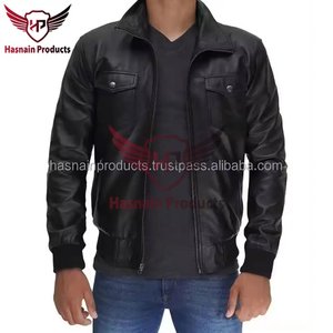 Veste bomber en cuir véritable noir pour homme avec capuche à cordon de serrage, double fermeture éclair et poches à rabat en peau de mouton, vêtement d'extérieur personnalisé pour l'hiver - Product Image 3