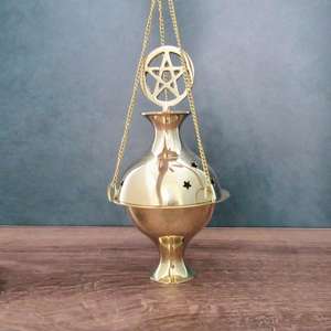 Quemador de incienso de latón hecho a mano de diseño superior con elegante tapa de Color dorado, accesorio de mesa de temporada de primavera para meditación - Product Image 3