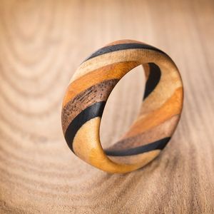 Stylish polished wooden napkin ring for modern <b>rustic</b> <b>farmhouse</b> <b>dining</b> decor holiday wedding dinner celebrations - Product Image 3