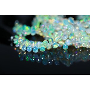 Perles d'opale éthiopienne 100% naturelles, forme poire lisse, 4x6 à 7x9,5 mm, cristal naturel en vrac - Product Image 4