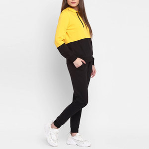 Fabricante de chándal de dos piezas Ropa de mujer Nueva llegada 2025 Ropa de gimnasio de moda Jogging chándales de mujer - Product Image 3