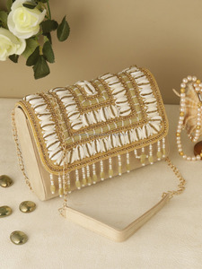 Femmes indiennes faites à la main nouveau concepteur broderie pochette sac Potli sac ethnique désherbage sac à main à bas prix par LUXURY CRAFTS - Product Image 2