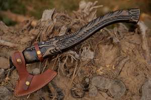 Hache viking artisanale en acier à haute teneur en carbone, gaine en cuir de qualité industrielle, manche en bois naturel, 1,5 kg, camping, quotidien, extérieur - Product Image 4