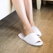 Non-Slip Sole Disposable White Luxurious <b>Slipper</b> Hotel <b>Slippers</b> with Ultimate Comfort Available at Bulk Quantity - Product Image 3