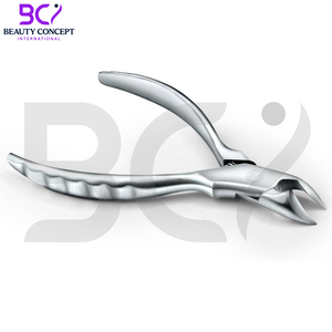 Alicates Profesionales de Acero Inoxidable para el Cuidado de los Pies, con Punta Redondeada, Agarre Suave, Apertura de Mandíbula Ancha y Cuchilla Curva para Uñas - Product Image 4