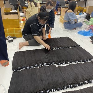 Venta al por mayor Raw Donor Bone Straight Natural Negro Vietnamita Remy Extensiones de Cabello Doble Dibujado Tejido - Product Image 1