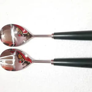 Serveur à salade en acier pur avec manche en résine, cuillère à salade en acier inoxydable, artisanale, écologique, personnalisable, lavable au lave-vaisselle - Product Image 1