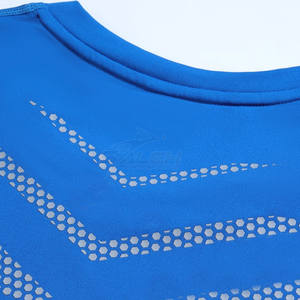 Chemises de compression pour hommes de haute qualité à prix abordable chemises de compression légères pour hommes camouflage - Product Image 2