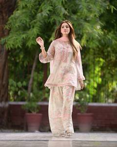 Lancement du nouveau pantalon haut en mousseline de soie georgette pure avec ensemble Dupatta imprimé de costumes de robe entièrement cousus - Product Image 5