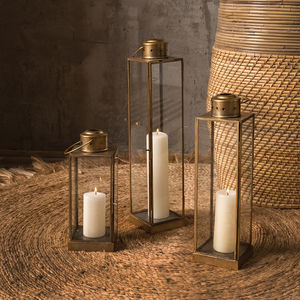 Portavelas de farol marroquí de lujo único para uso doméstico Decoración de mesa decorativa decoración de iluminación farol marroquí dorado - Product Image 1