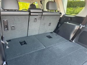 2022 To-yota Prado 2,8 GD TX Auto - Product Image 4