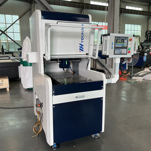 Macchina per Incisione di Precisione da Tavolo YOUHAO, Mini Router CNC per Incisione e Fresatura di Stampi in Metallo - Product Image 2