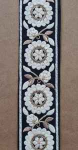 Cintas bordadas a máquina personalizadas, encajes en varios diseños y colores para vestidos de boda en 4 opciones de color - Product Image 4