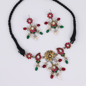 ชุดเครื่องประดับสตรีทำด้วยมือลายดอกไม้พื้นเมืองสร้อยคอเดซี่สไตล์คลาสสิกพร้อมต่างหูลูกปัดหลากสี - Product Image 1