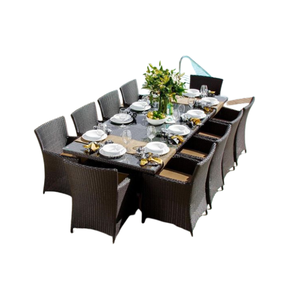 Ensemble de table et de chaises de salle à manger modernes européennes de qualité supérieure, réglables, en rotin tressé, pour la salle à manger - Product Image 1