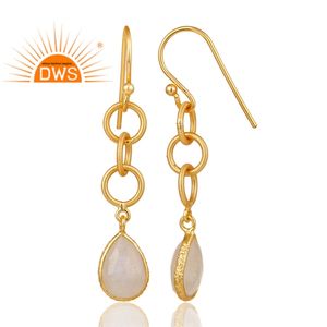 Boucles d'oreilles en argent plaqué or faites à la main Fournisseur de bijoux en pierre de lune arc-en-ciel - Product Image 1