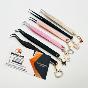 Venta al por mayor de pinzas de extensión de pestañas Venta caliente de acero sostenible pinzas de pestañas con encanto Logotipo de impresión personalizado/pinzas encanto - Product Image 1