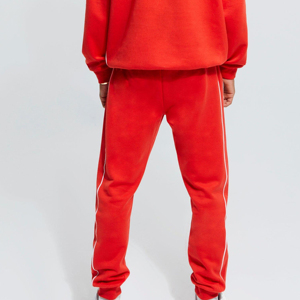 Ensemble de survêtements à logo personnalisé pour hommes et femmes OEM 2 pièces vêtements de sport vente en gros tenue de sport et décontractée - Product Image 3