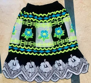 Jupe en polyester à imprimé floral de style personnalisé pour femmes, nouvelle arrivée, design en coton, broderie insulaire micronésienne, jupes pour femmes - Product Image 4