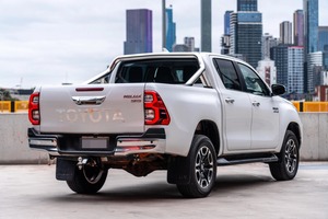 Toyota Hilux Doble Cabina 4x4 Usada en Buen Estado, Años 2023, 2024 y 2025, en Venta - Product Image 4