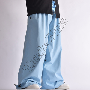 Pantalones Unisex Azul Claro con Cordón Ajustable, Transpirables, de Poliéster, Estilo Ancho para Adultos - Product Image 6