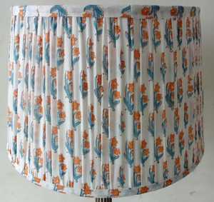 Abat-jour en coton doux moderne conçu sur mesure pour l'éclairage de la maison et du bureau en tissu imprimé en bloc Ikat - Product Image 4