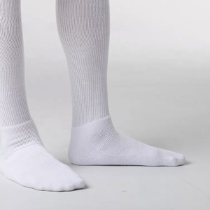 Calcetines de hombre hechos con diseño profesional 2025 hechos a medida en todos los tamaños y materiales con calcetines ajustables Servicio OEM - Product Image 6
