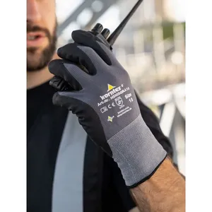 Gants de jardin en mousse de nitrile personnalisables – Équipement de protection pour un merchandising optimal - Product Image 2