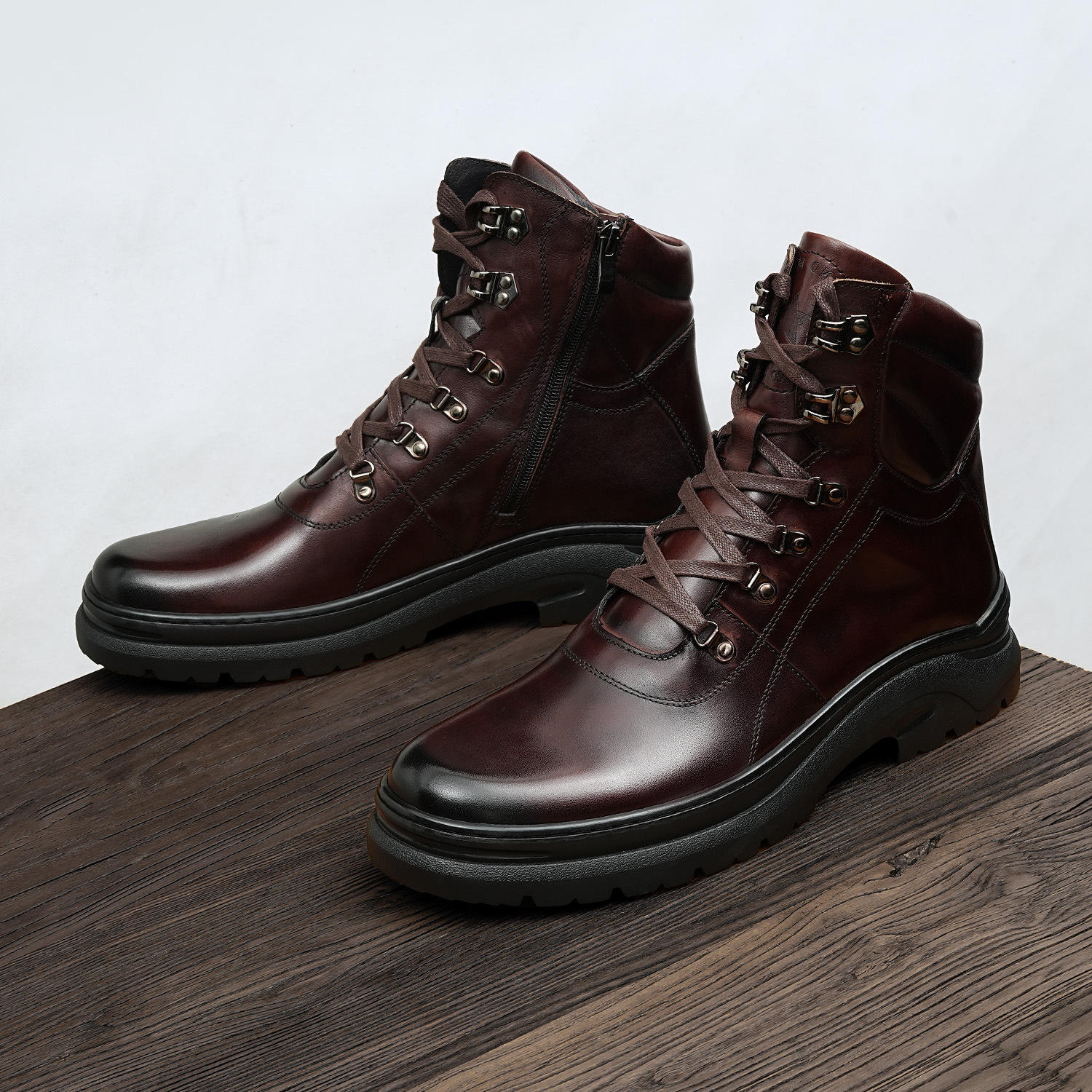 สีน้ำตาล