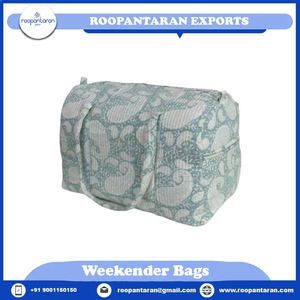 Bolsa de lona ecológica de algodón Weekender, elegante cierre de cremallera con estampado de bloque de mano, rayas de moda para Fashion-Forward - Product Image 6