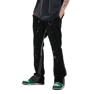 Logotipo personalizado bordado de los hombres de impresión dobladillo recortado acampanado pantalones de chándal cómodo transpirable característica Flare Joggers - Product Image 1