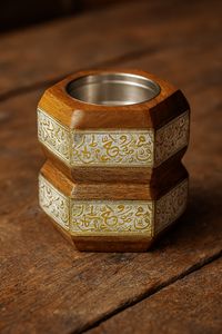 Brûleur à Bakhoor en bois élégant et simple, idéal pour diffuser le parfum pendant les prières et la liturgie quotidiennes. - Product Image 5